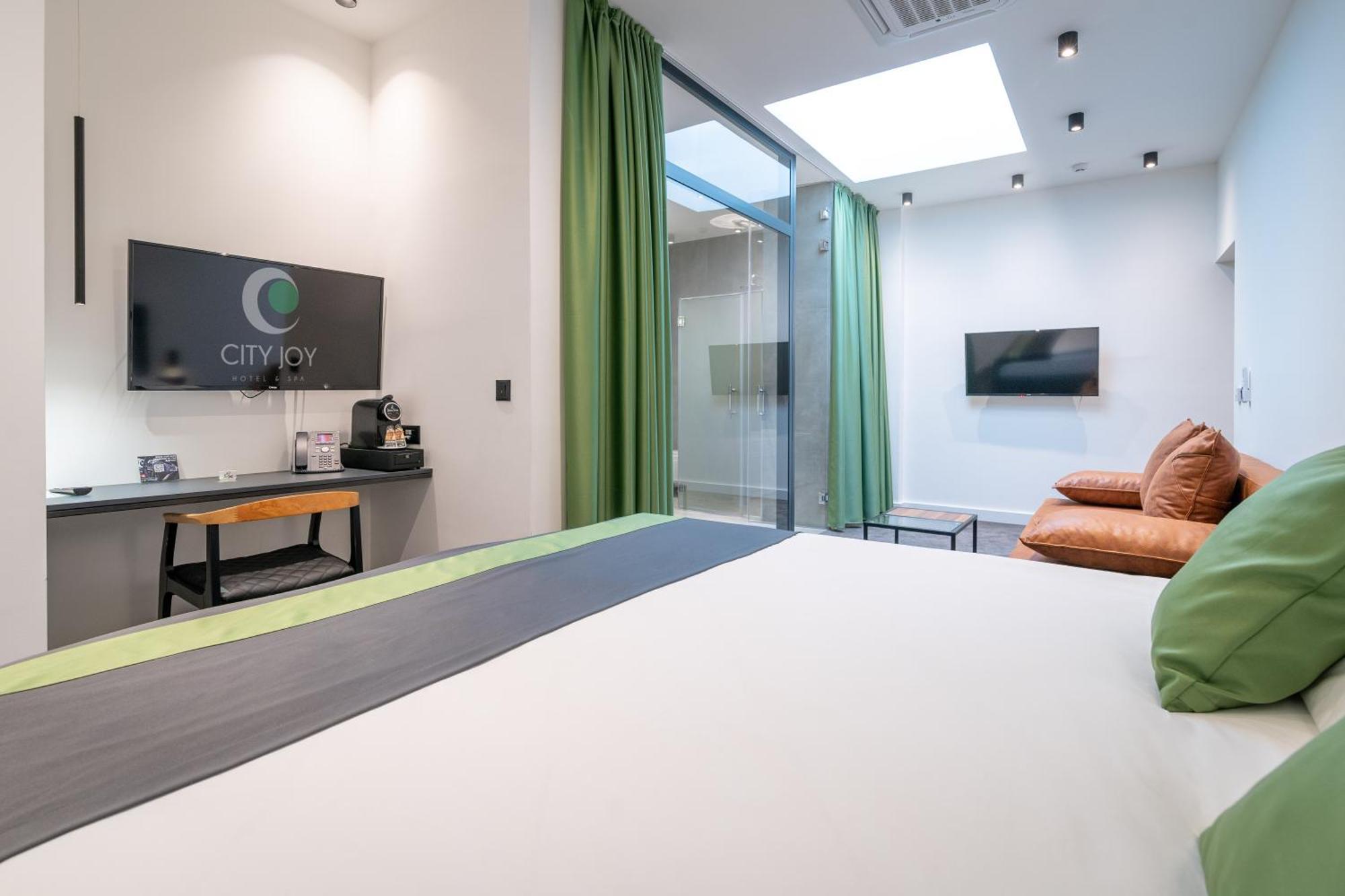 Joy - Sports Center Tasmajdan 4*